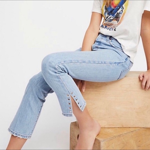 Levi’s 501’s Cropped Jeans Grommet Side Detail NWT - Picture 6 of 8